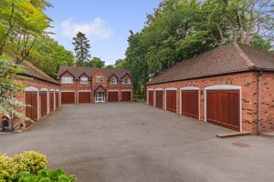 Photo 11- click for photo gallery